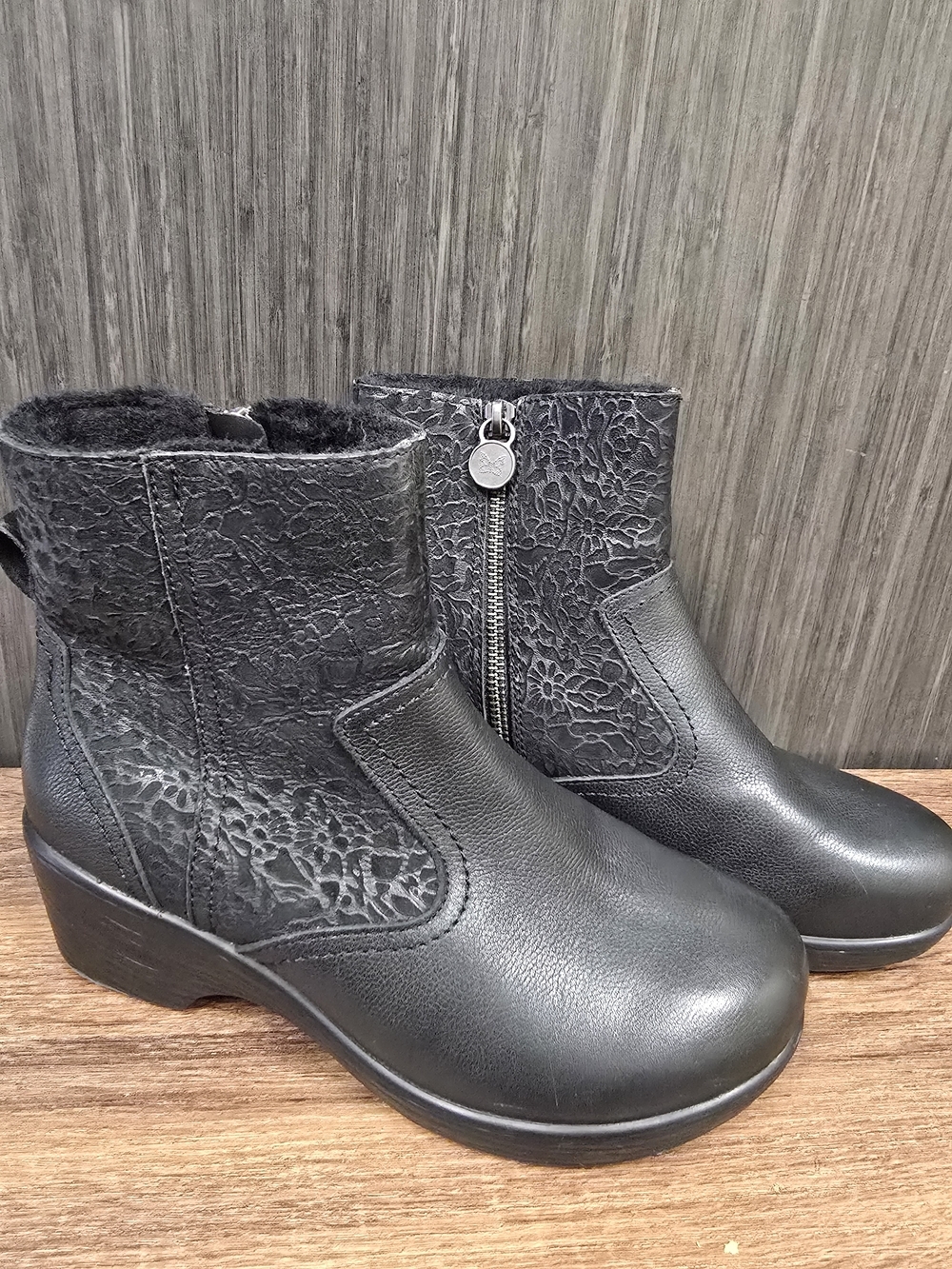 Alegria by PG Lite Floral Embossed Leather Ankle Boots Faux Fur Women's EU 37